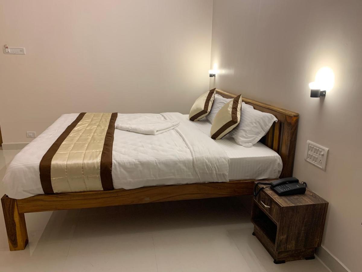 Hotel Rani And Rani Residency Pondicherry Exterior foto
